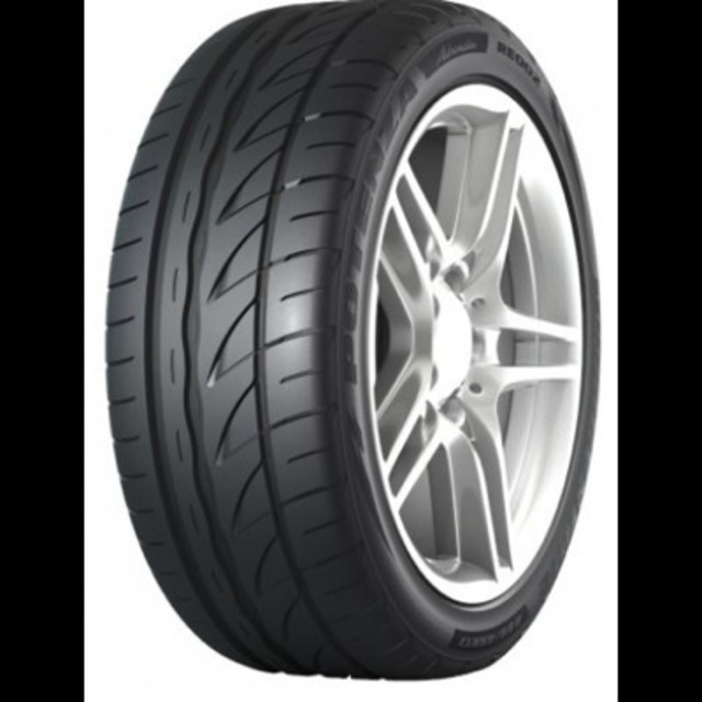 Летние шины Bridgestone Potenza RE-002 Adrenalin 245/45R17 95W